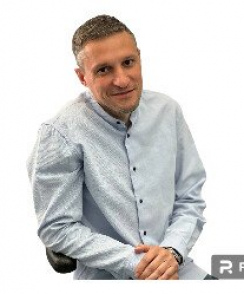 Гарин Андрей Викторович стоматолог